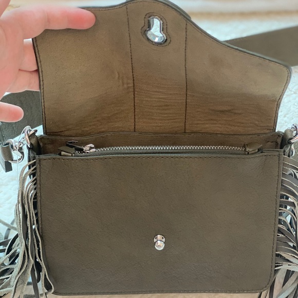 Joni Beaded Shoulder Bag - Picture 5 of 7